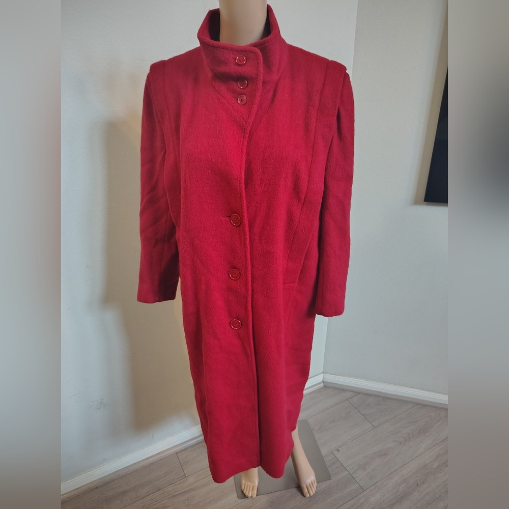 Saxton Hall Vintage 100% Virgin Wool  Elegant Red Coat Size P 8